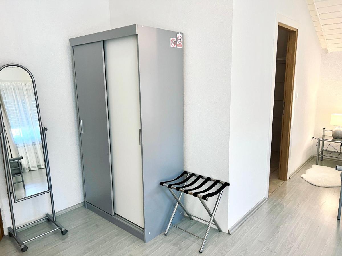 Rooms Mirabella Rakovica Exterior foto